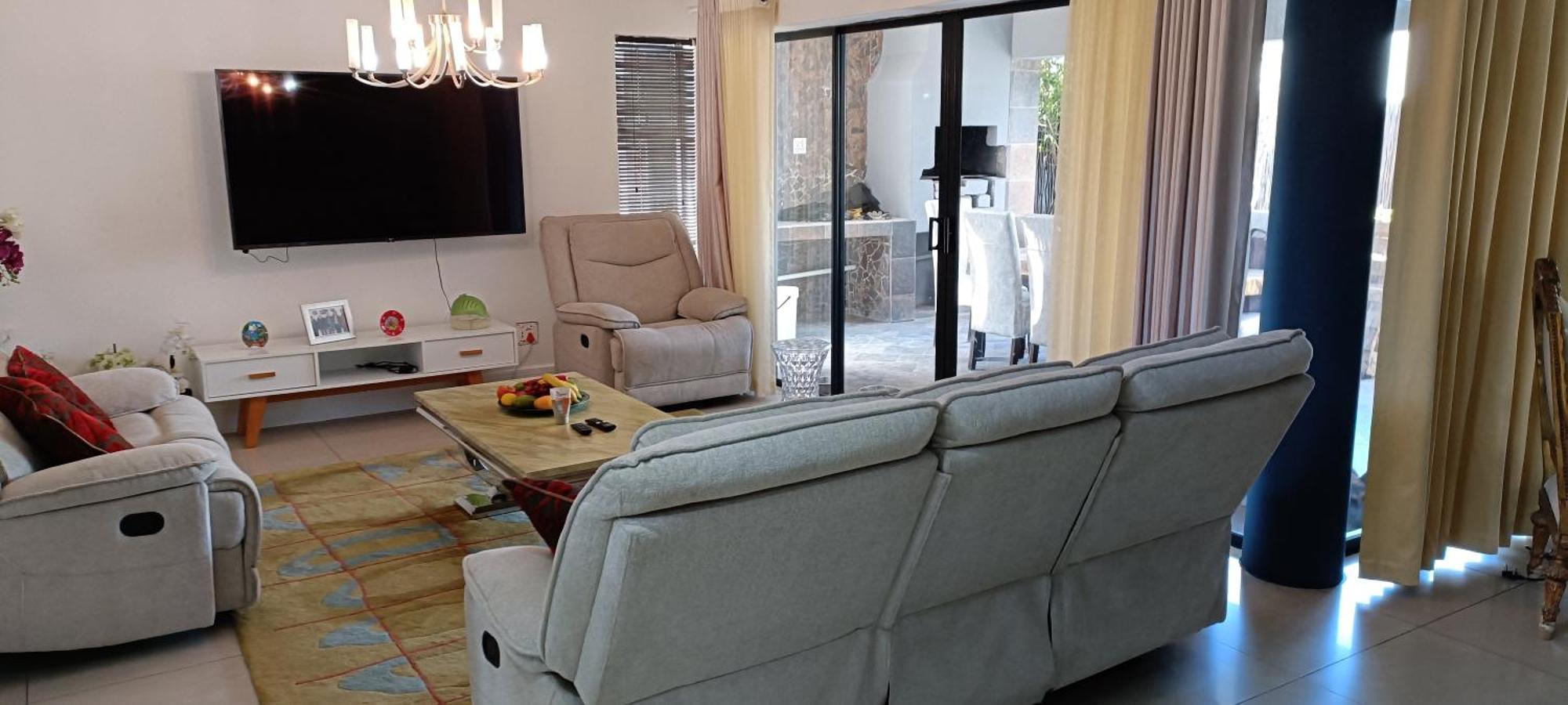 Camdene Guesthouse เคปทาวน์ ภายนอก รูปภาพ