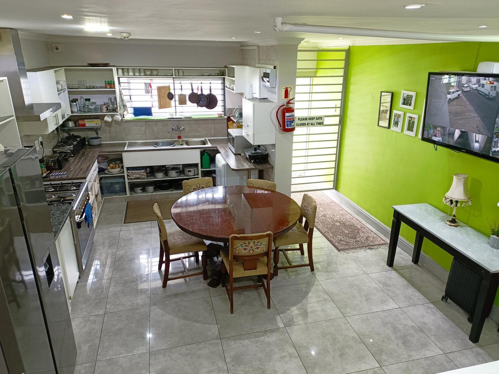 Camdene Guesthouse เคปทาวน์ ภายนอก รูปภาพ
